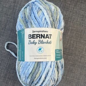 Bernat Baby Blanket Yarn Lovely Blue 6 Balls Total 161006